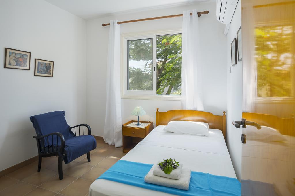 Protaras Beachfront Sirina Lina Suite Paralimni Exterior foto